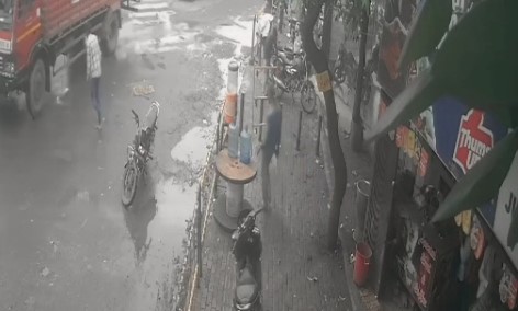 Surat માં વધુ એક યુવકે જીવન ટૂંકાવ્યું