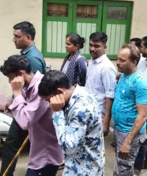 અમદાવાદના ગોમતીપૂરમાં સામાન્ય બોલાચાલી બની ઉગ્ર