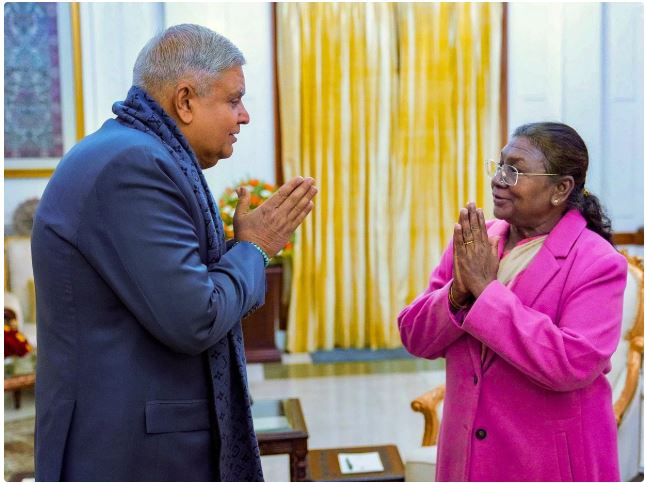 જગદીપ ધનખડ જાણ કર્યા વિના પહોંચી ગયા હતા રાષ્ટ્રપતિ ભવન!