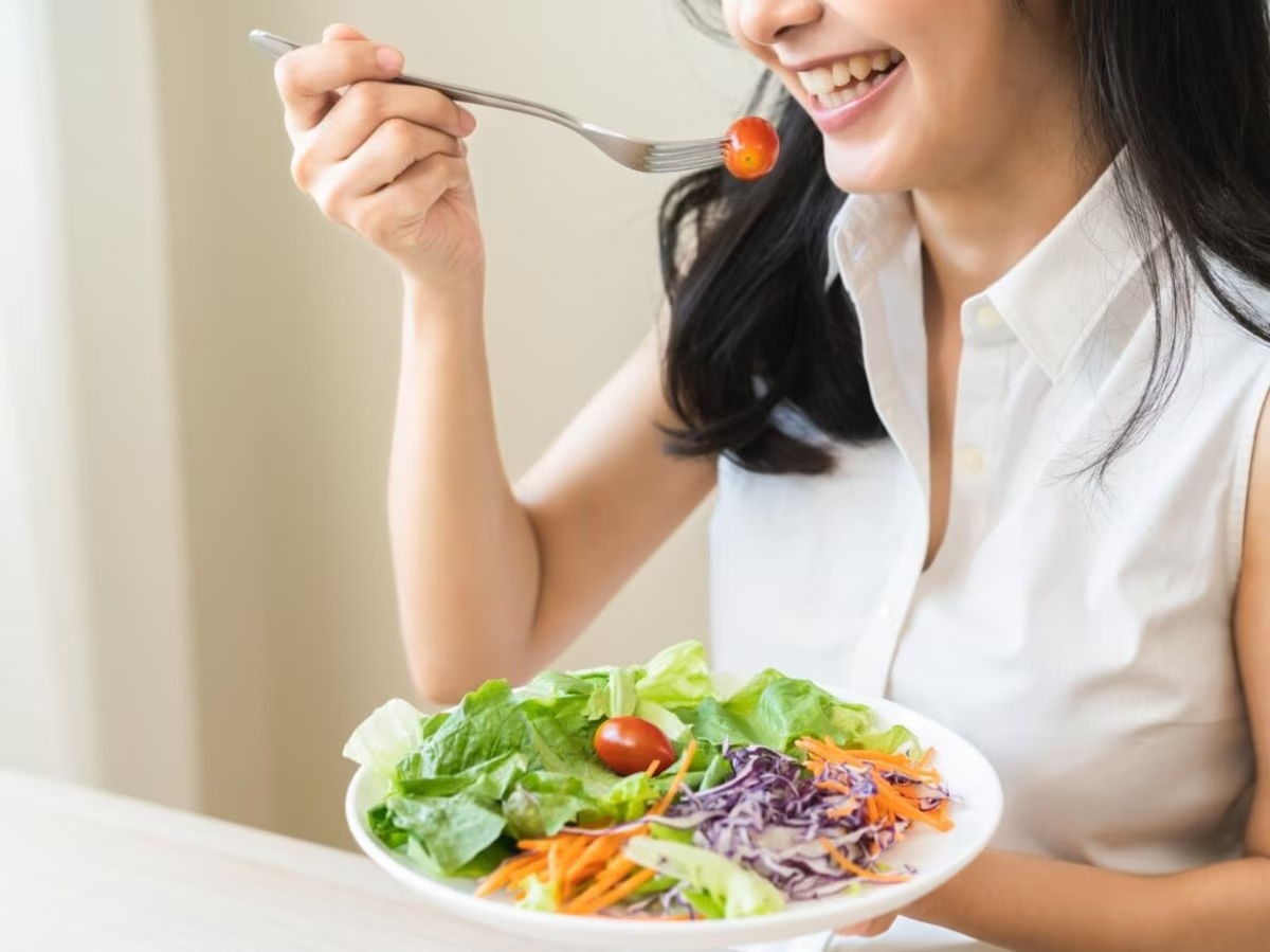 ચોમાસામાં સલાડ ખાવાની ભૂલ ન કરો