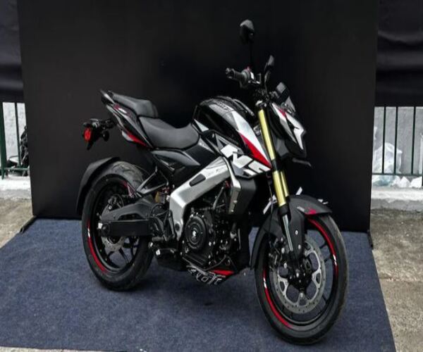 2025 Bajaj Pulsar NS400Z
