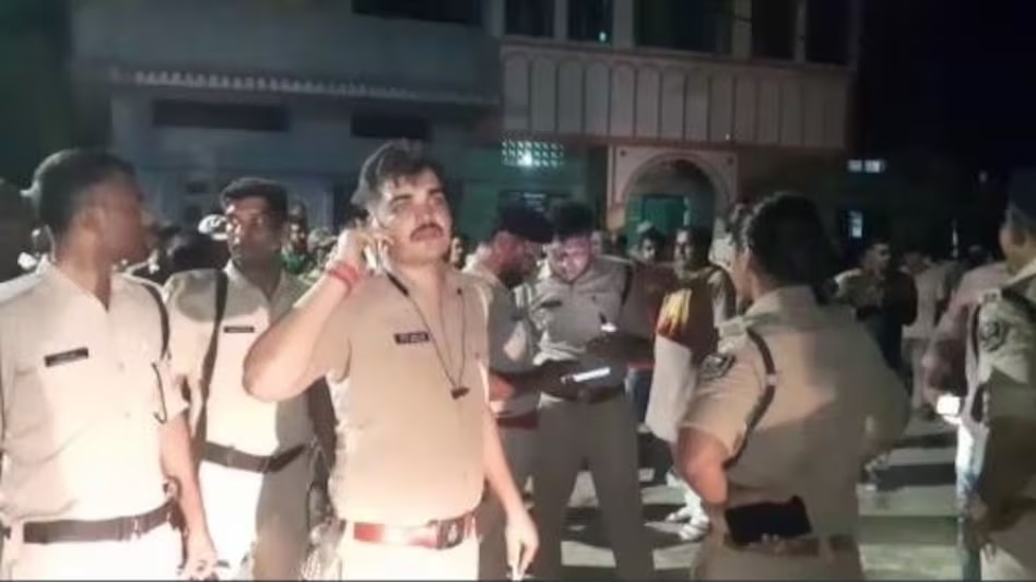 મુઝફ્ફરપુરમાં ભારે હોબાળો