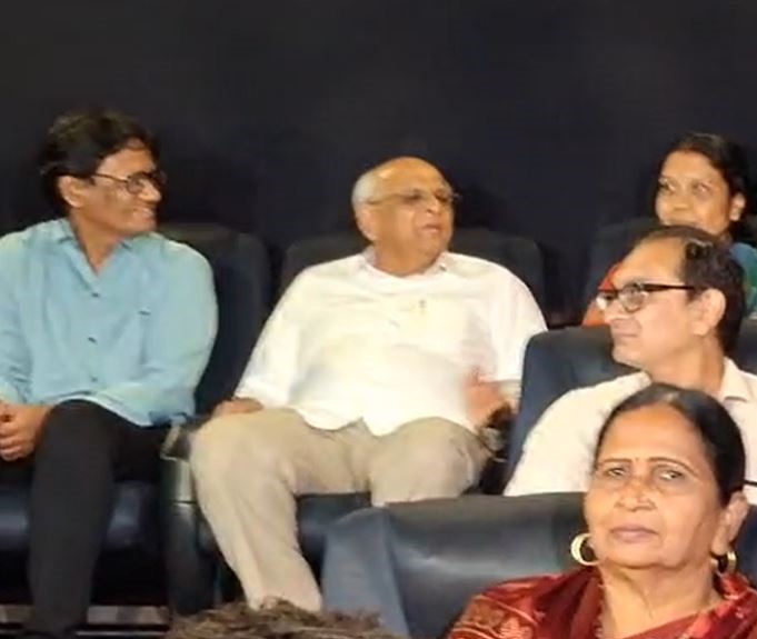 CM ભૂપેન્દ્ર પટેલે CALL 104 ફિલ્મ નિહાળી