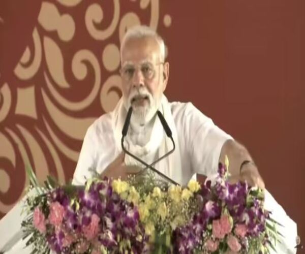 આગળ વધી રહ્યું છે ભારત