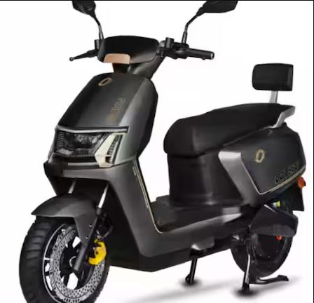 એક વખતના ચાર્જમાં 130 કિલોમીટરની રેન્જ આપશે આ EV સ્કૂટર