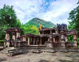 પોલો ફોરેસ્ટમાં છુપાયેલું 15મી સદીનું રહસ્યમય મંદિર!