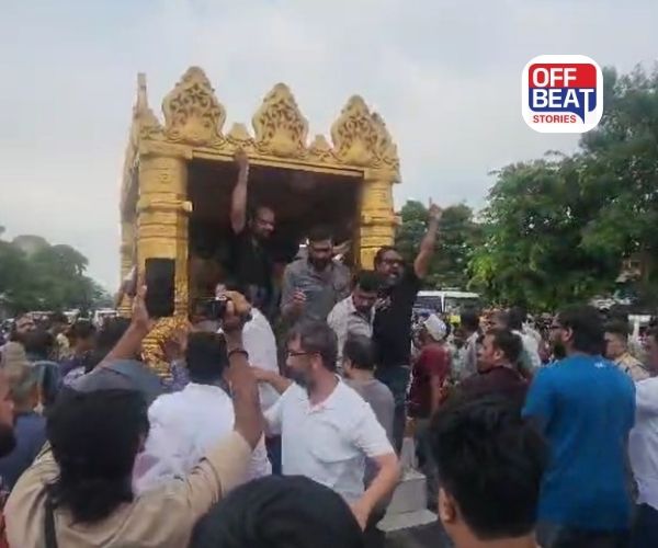 વિદ્યાર્થીની અંતિમયાત્રામાં હજારો લોકો જોડાયા