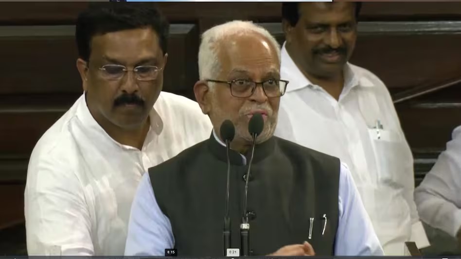 "જબ સડક ખામોશ હોતી હૈ, સંસદ આવારા હો જાતી હૈ, પરંતુ રાહુલ ગાંધી...."