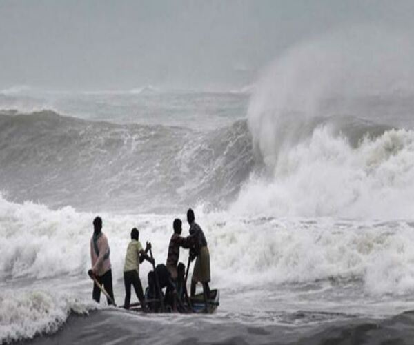 દ. ગુજરાતમાં ભારે વરસાદની આગાહી, દરિયાથી દૂર રહેવા માછીમારોને સૂચના