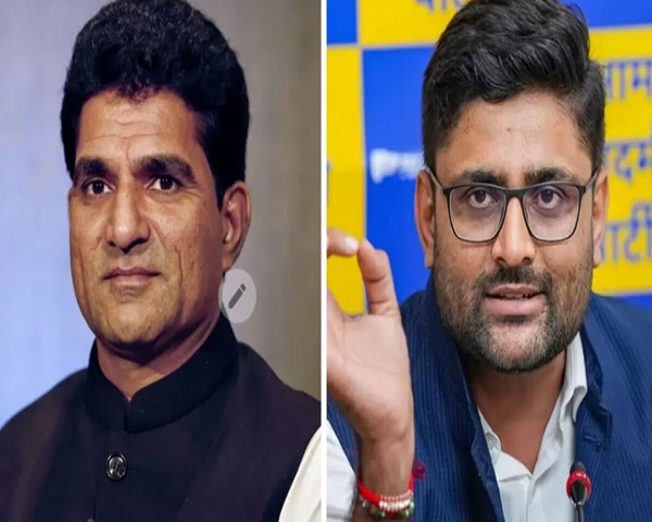 ફિલ્ડિંગ ભરતા રહ્યાં ઈસુદાન અને ગોપાલ