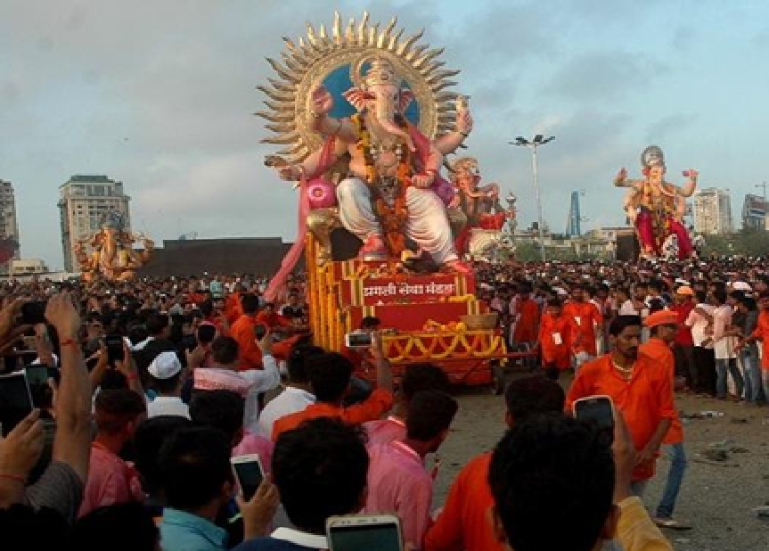 ગણેશ વિસર્જન માટે સુરતમાં લોખંડી પોલીસ બંદોબસ્ત