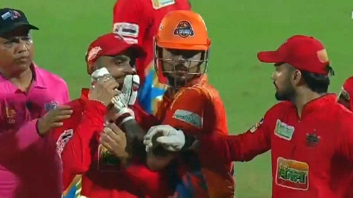 DPLમાં અરુણ જેટલી સ્ટેડિયમ બન્યું યુદ્ધ મેદાન