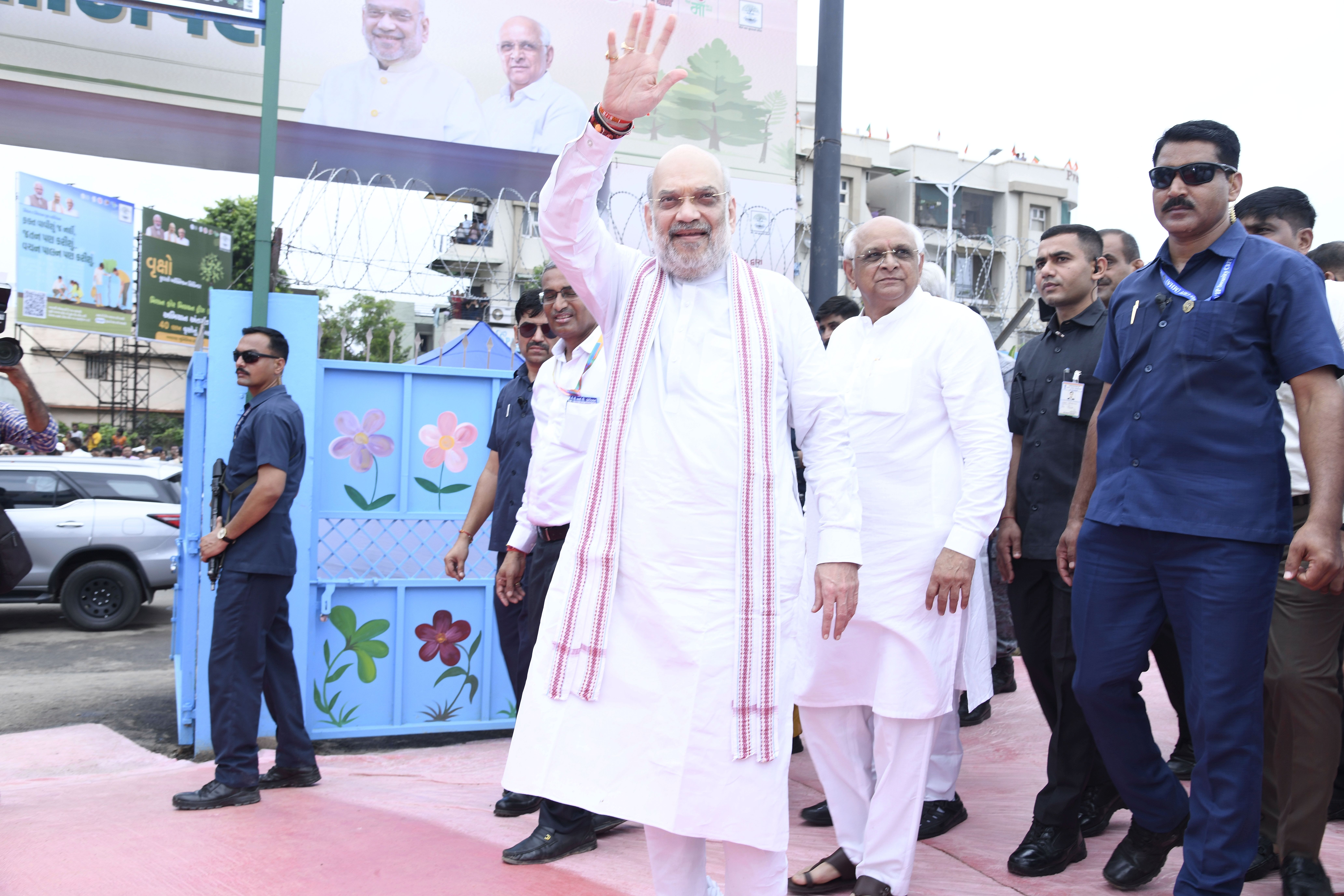 અમિત શાહ ઘાટલોડિયામાં વિકાસ પરિયોજનાઓનું કર્યું લોકાર્પણ