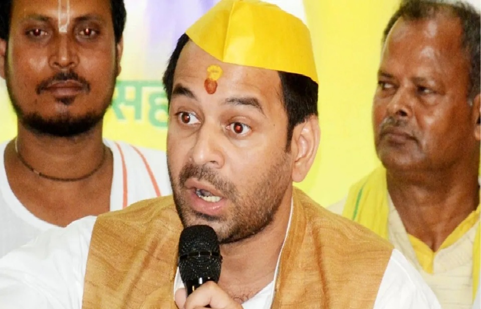 ‘અબ કી બાર તેજસ્વી સરકાર’ નારો સાંભળતા જ તેજપ્રતાપ ભડક્યા