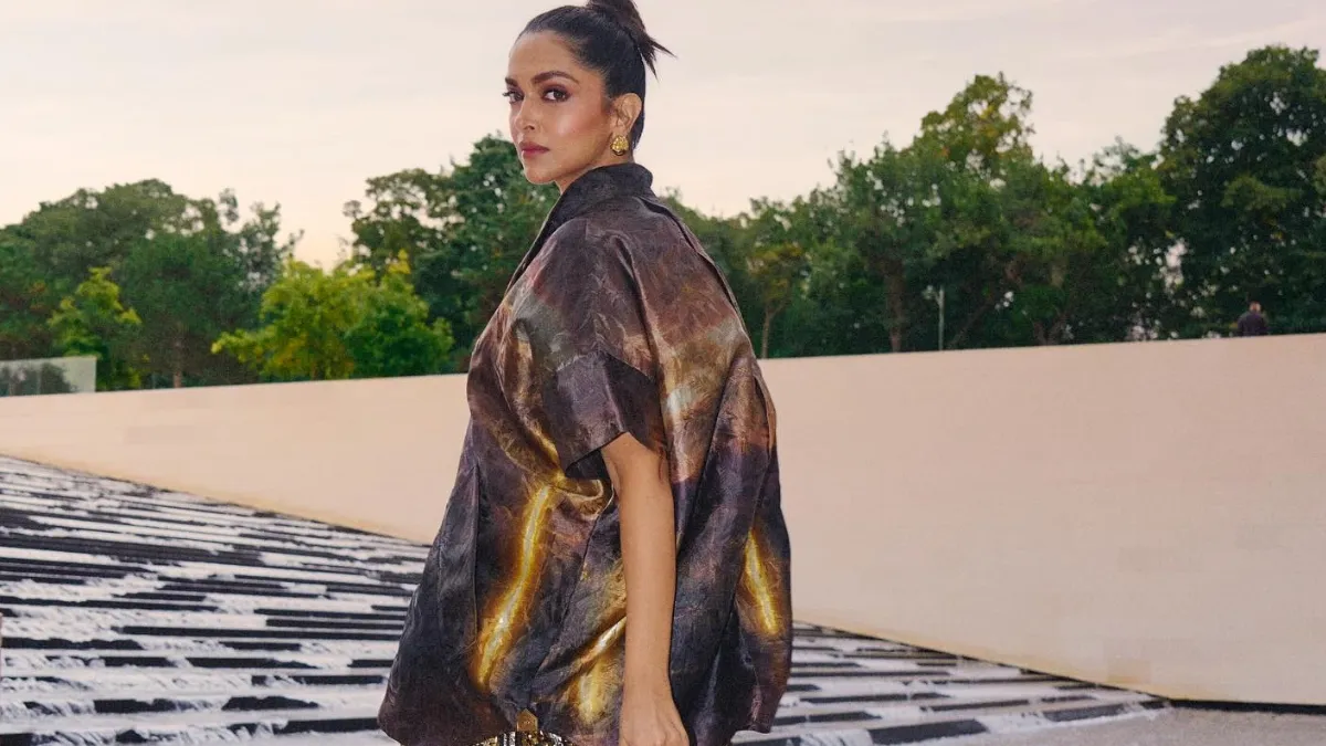 Deepikaનો પેરિસિયન લુક સોશિયલ મીડિયા પર વાયરલ!