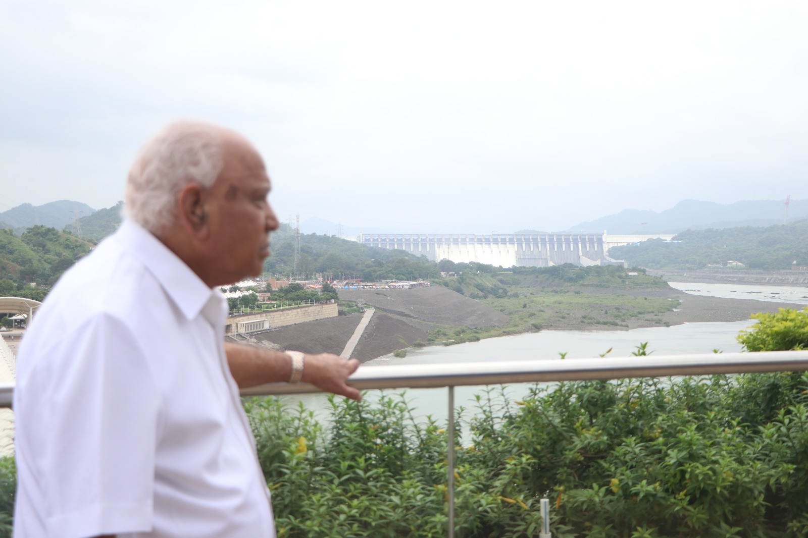 કર્ણાટકના પૂર્વ મુખ્યમંત્રીએ સ્ટેચ્યુ ઓફ યુનિટીની લીધી મુલાકાત