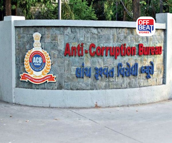 અમદાવાદ RTOની મહિલા ક્લાર્ક QR કોડ મારફતે લાંચ લેતા ઝડપાઈ