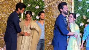 દિવાળી પાર્ટીમાં Zaheerની મજાકથી શરમાઈ ગઈ Sonakshi