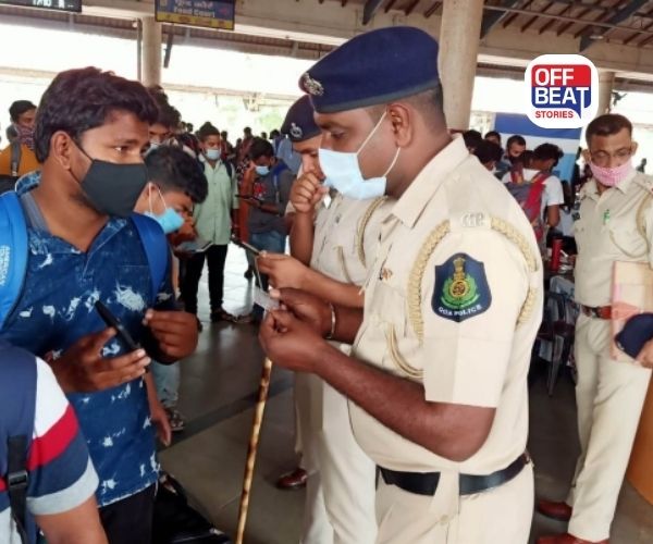 શું રેલવે પોલીસ કર્મચારી તમારી પાસે ટ્રેન ટિકિટ માંગી શકે છે?