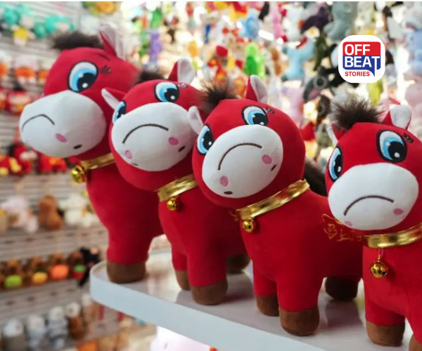 ચીનમાં વાયરલ થઈ રહ્યો છે 'ઉદાસ ચહેરા' વાળો ઘોડો