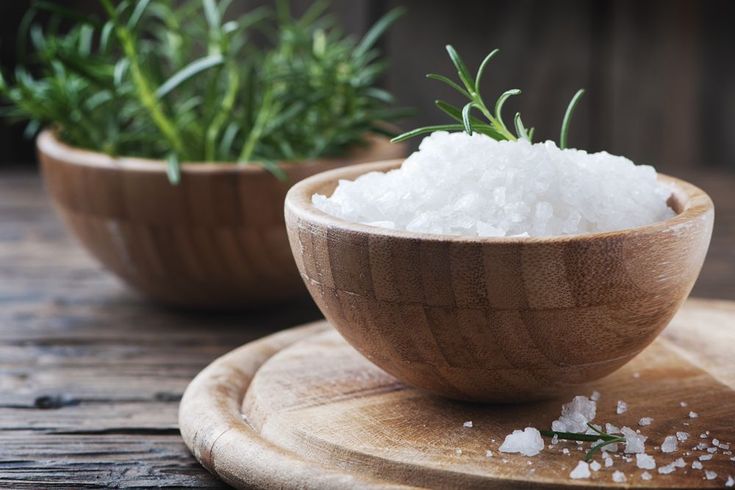 રાત્રે ઓશિકા નીચે મીઠું રાખીને સૂવાથી થશે આ અદભૂત ફાયદા