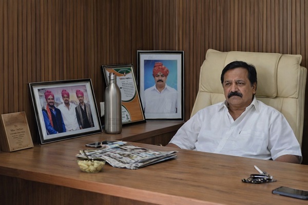 આણંદ જિલ્લાના ઉમરેઠના ધારાસભ્ય ગોવિંદભાઈ પરમારનું નિધન