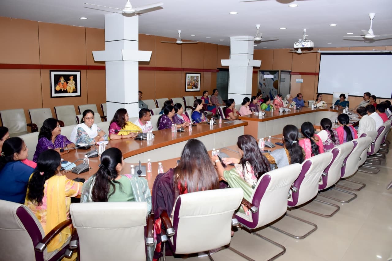 વડોદરા મહાનગરપાલિકામાં યુગ બદલાયો!