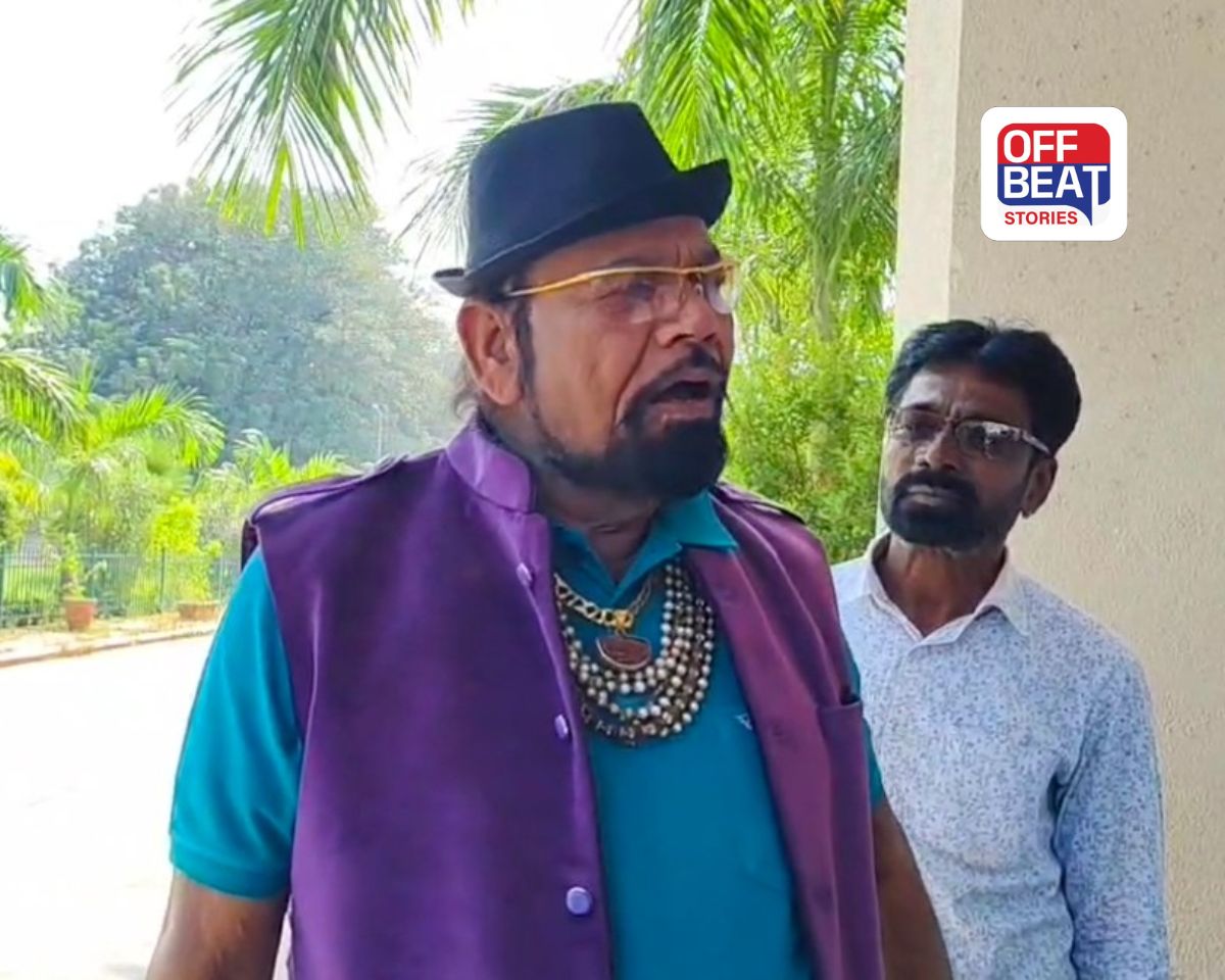 ‘બેનરો ઉતારી લેજો નહીંતર ચૂંટણી પછી કોઈ બચાવવા નહીં આવે’