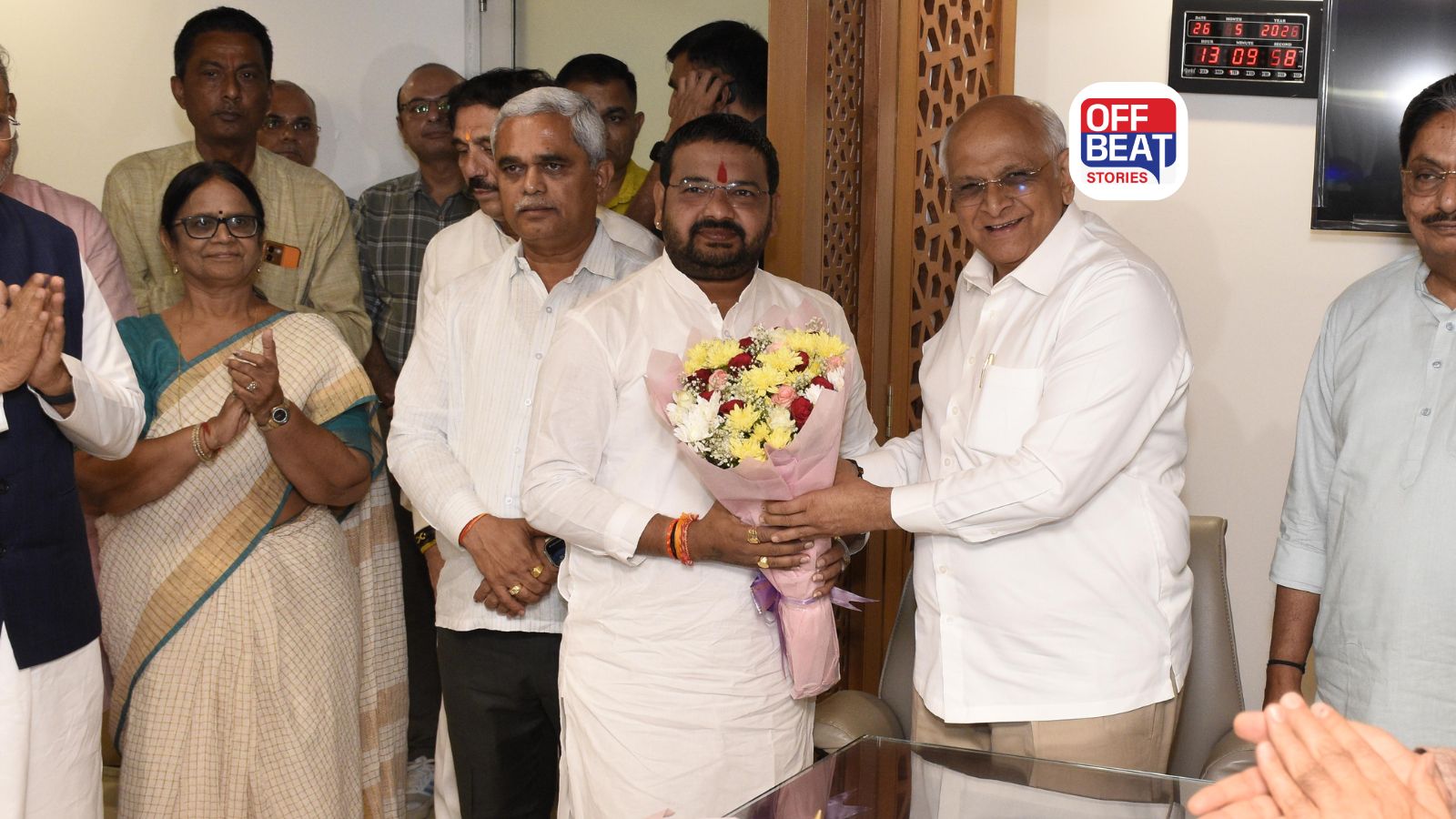 ઉમરેઠના નવનિર્વાચિત ધારાસભ્ય હર્ષદ પરમારે લીધા શપથ