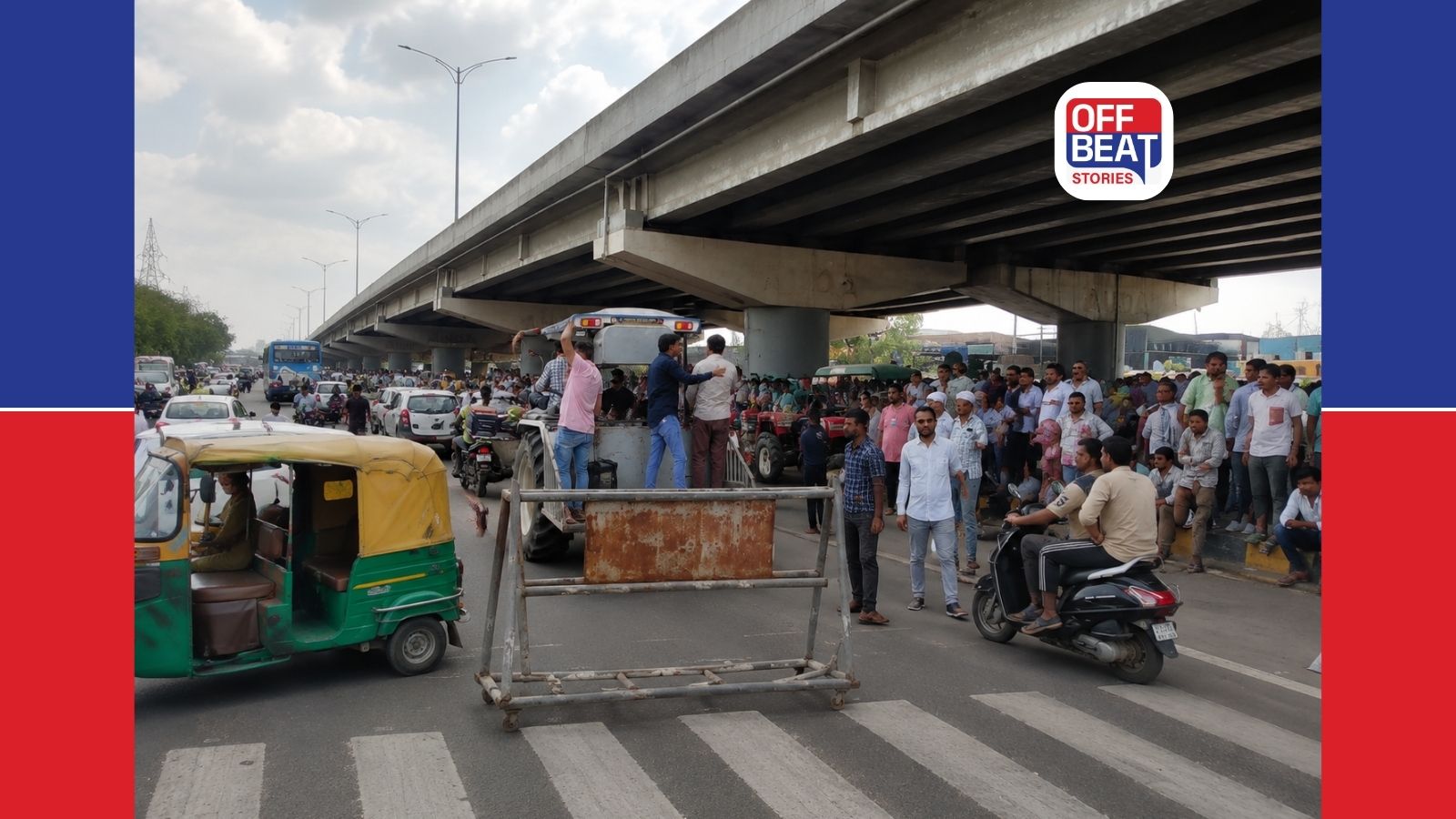 ટ્રેક્ટર સાથે ખેડૂતો