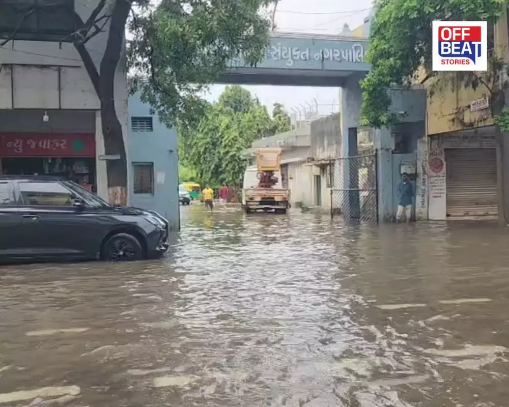 ગુજરાતમાં જળબંબાકારની સ્થિતિ