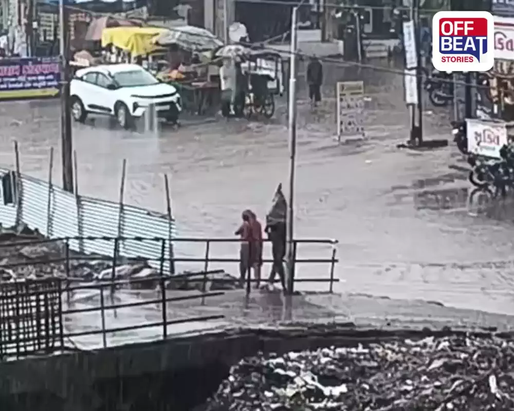 અમરેલીના સાવરકુંડલામાં 12 કલાકના વિરામ બાદ ફરી ધોધમાર વરસાદ