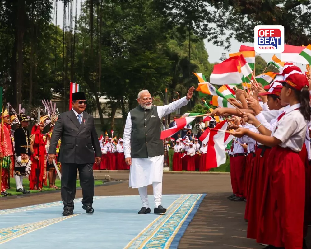 ઇન્ડોનેશિયામાં PM મોદીને આપ્યું ગાર્ડ ઓફ ઓનર
