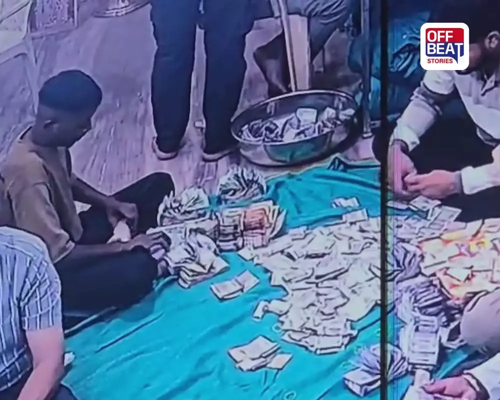 અંબાજી મંદિર ચોરીનો ચોંકાવનારો CCTV