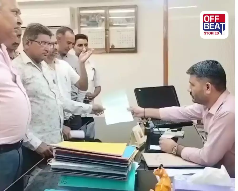 ડીસામાં ગેરકાયદેસર બાંધકામો સામે AAPનું કલેક્ટરને આવેદન