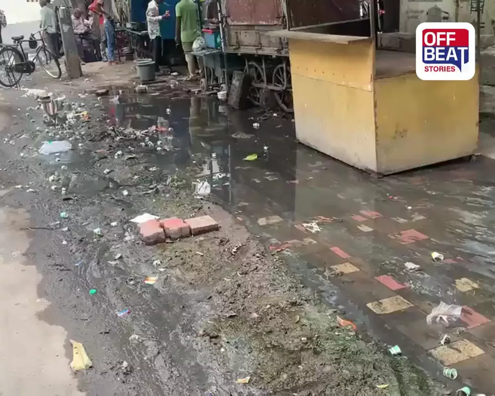 જામનગરમાં ટાઉનહોલ નજીક ગટરના ગંદા પાણીથી લોકો ત્રસ્ત