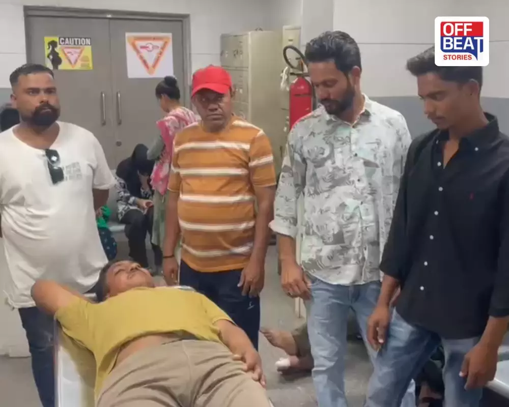 વડોદરામાં પાણી છાંટવા બાબતે 2 જૂથ વચ્ચે હથિયારો સાથે અથડામણ