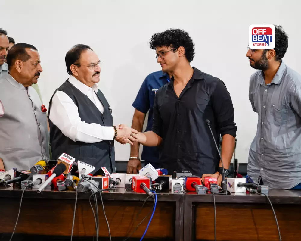 'FIR પાછી ખેંચો, અટકાયતીઓને મુક્ત કરો, નહીં તો ઉગ્ર પગલાં લઈશું'