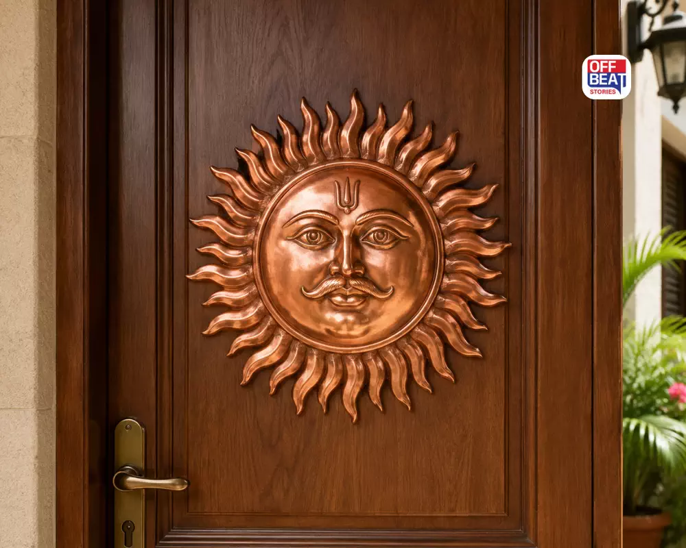 ઘરના મુખ્ય દરવાજા પર તાંબાનો સૂર્ય કેમ લગાવવામાં આવે છે?