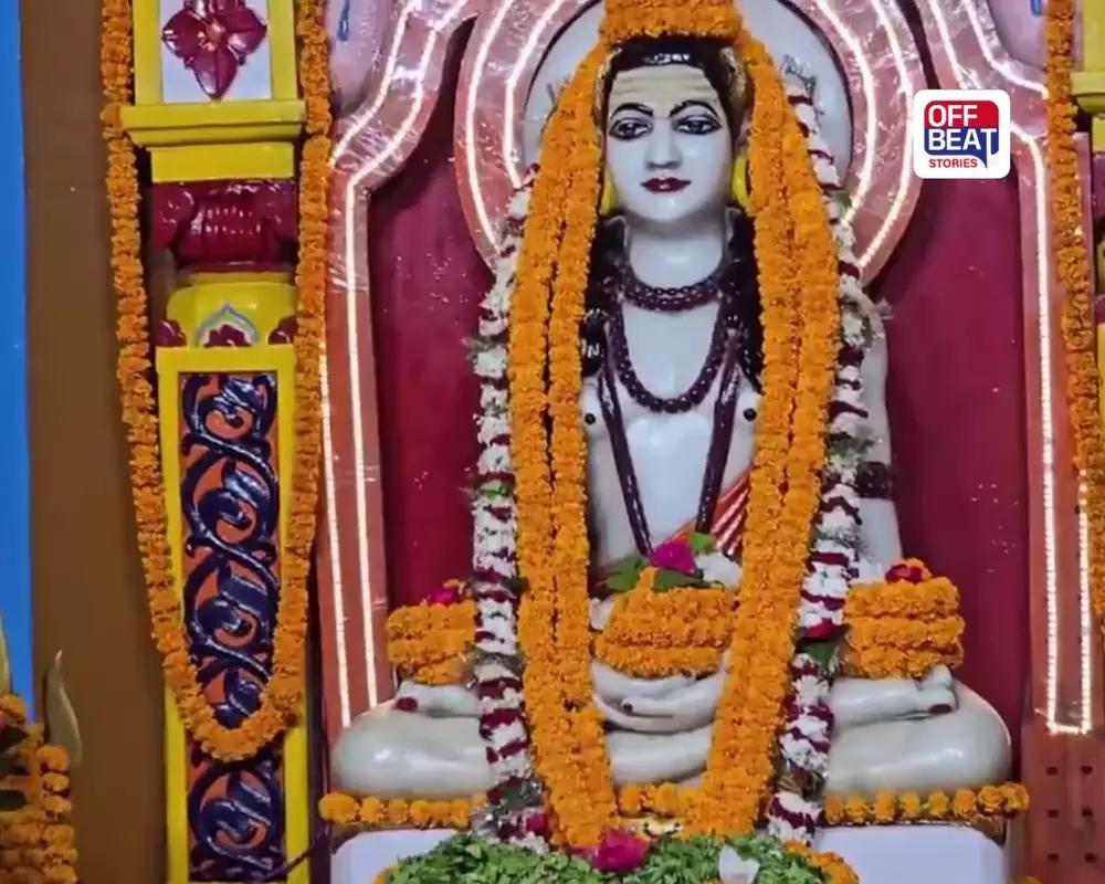 ગુરુ પૂર્ણિમાએ યોગી આદિત્યનાથનું અનોખું રૂપ!