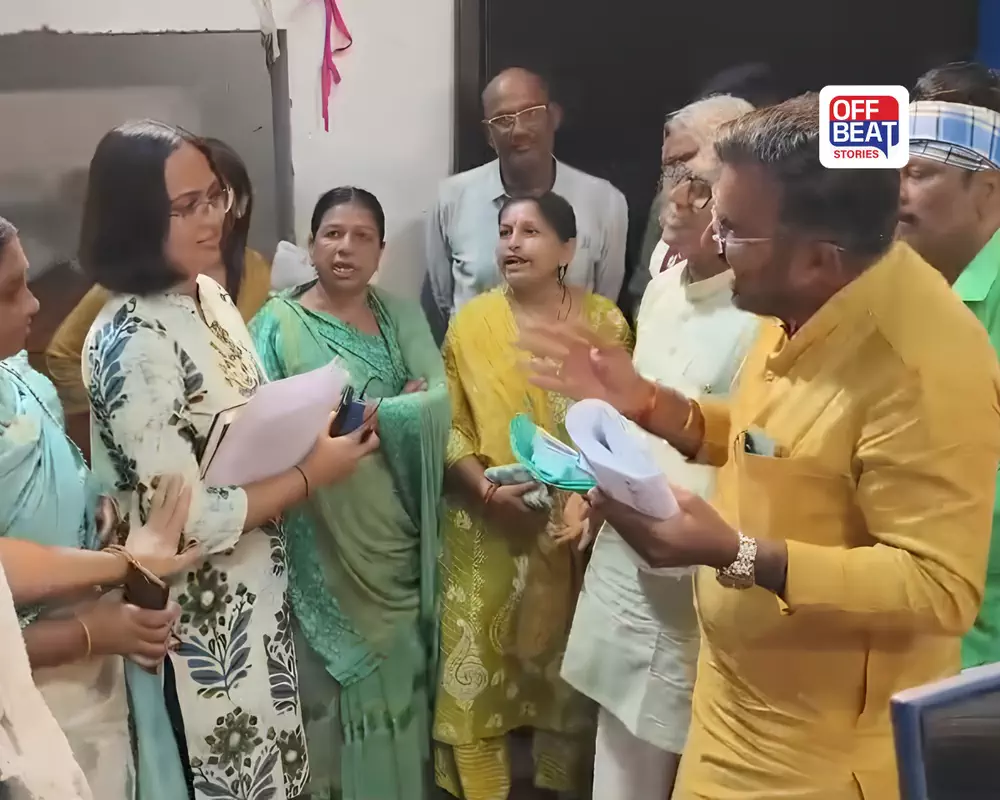 ભુજ નગરપાલિકાની સામાન્ય સભામાં ભારે હોબાળો: 117 ઠરાવ મુદ્દે ભાજપ-કોંગ્રેસ આમનેસામને, પ્રમુખની કાર ખરીદવાની દરખાસ્ત પર પણ વિવાદ