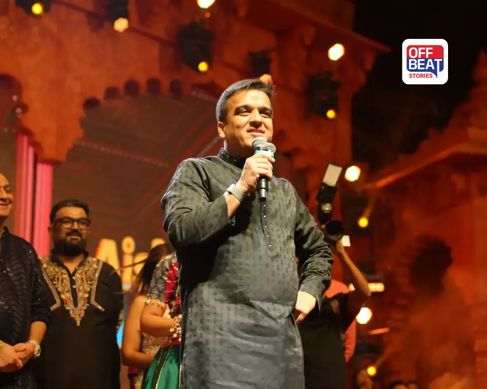 “રસ્તામાં પોલીસ જવાન મળે તો તેમનો આભાર માનજો”: સ્વર્ણિમ નગરી નવરાત્રીમાં DyCM હર્ષ સંઘવીનો ખેલૈયાઓને સંદેશ