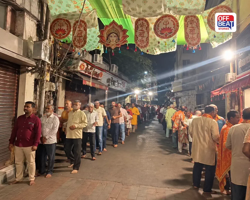 વડોદરાનો એક એવો વિસ્તાર કે જ્યાં સ્ત્રીઓ નહીં પુરૂષો જ ઘૂમે છે ગરબે: જાણો રાજા વિક્રમાદિત્યની લોકવાયકા સાથે જોડાયેલી પરંપરા