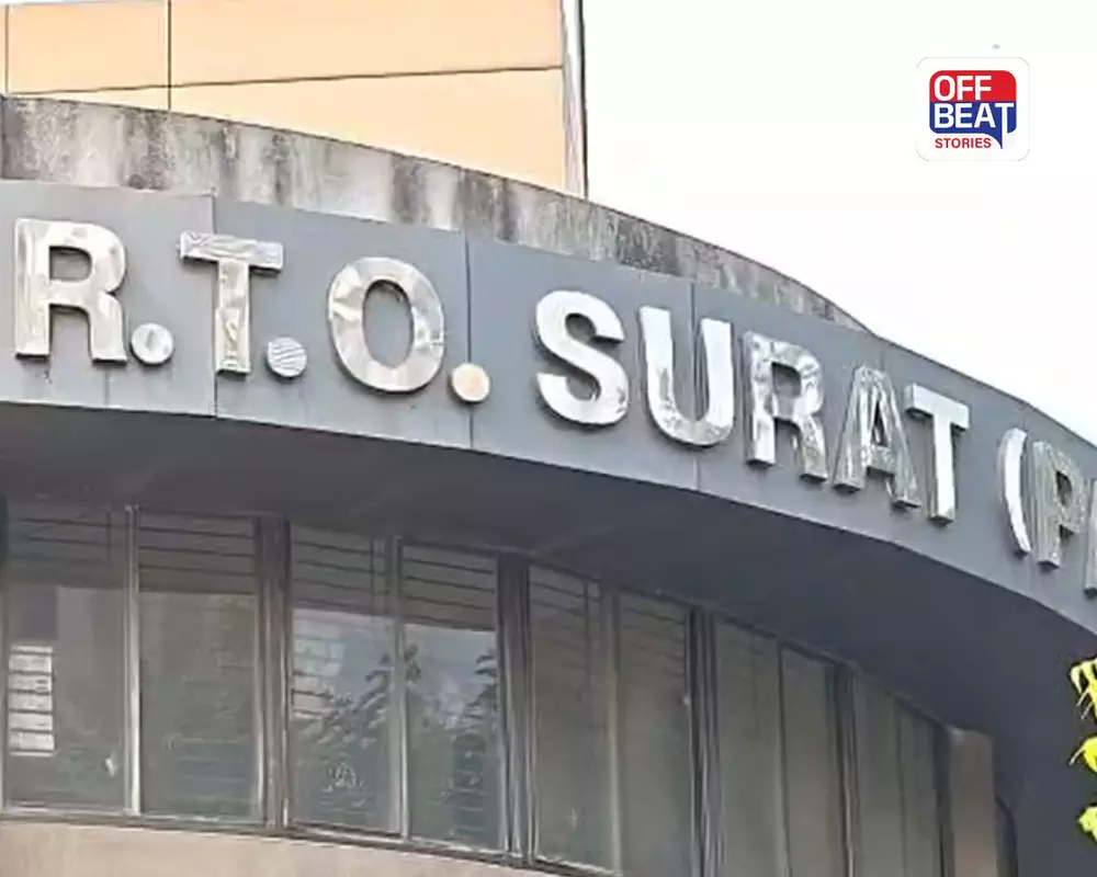 સુરત RTOમાં સોફ્ટવેર ખોટકાતાં અરજદારો હેરાન: એપોઇન્ટમેન્ટ હોવા છતાં ડ્રાઇવિંગ ટેસ્ટ વિના પરત ફરવું પડ્યું