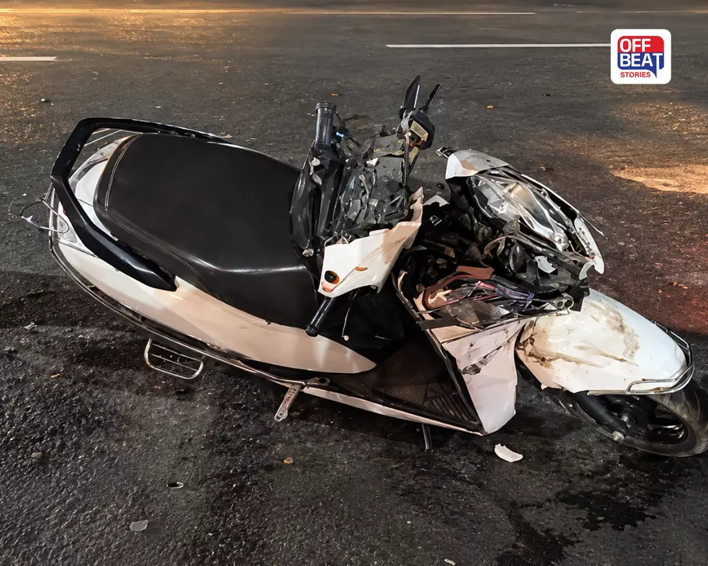 નવરાત્રિની ખુશી માતમમાં ફેરવાઈ: ગરબા જોઈને પરત ફરતા 3 યુવકોને નડ્યો અકસ્માત, એકનો ગયો જીવ