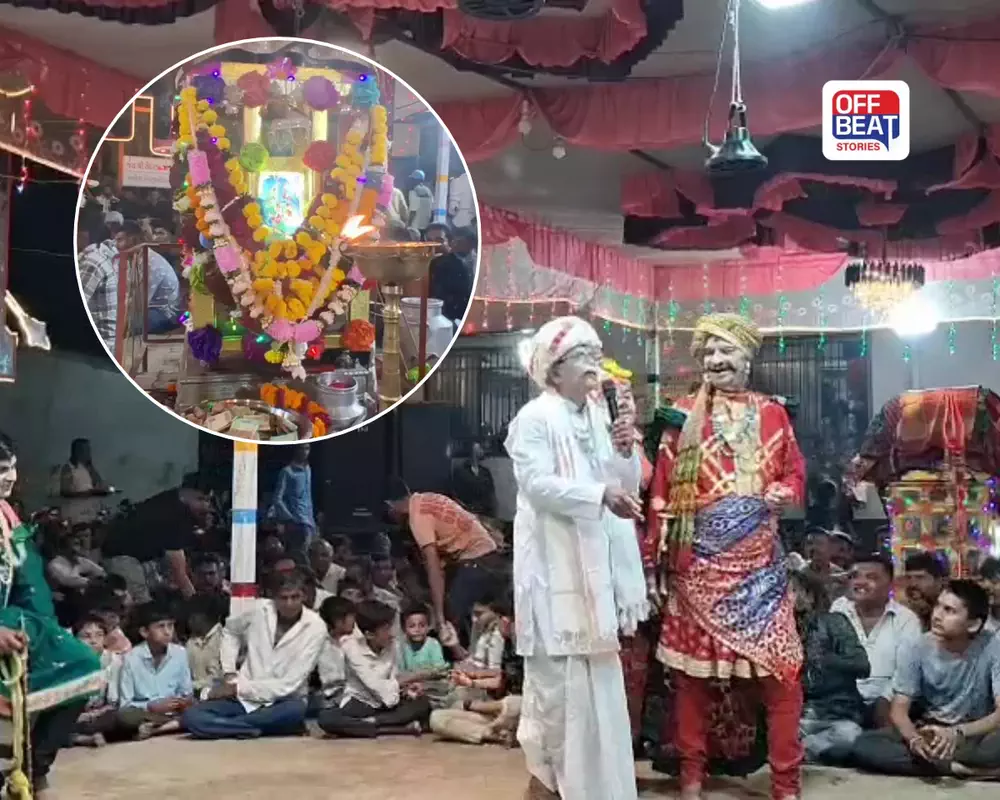 152 વર્ષથી અખંડ પરંપરા!: આ ગામમાં નવરાત્રિએ ભજવાય છે માતાજીની ભવાઈ, રાજા ભરથરીથી અભિમન્યુના ચક્રવ્યૂહ સુધીનાં નાટકો જોવા ઉમટે છે હજારો લોકો