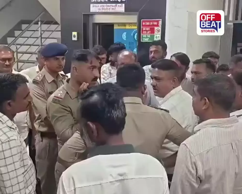 બાઇક રોકીને છરીના ઘા ઝીંકી દીધા!: ઉનાના પસવાડા ગામના સરપંચ પર જીવલેણ હુમલો થતાં રાજકોટ રીફર કરાયા, પોલીસ દ્વારા FIR નોંધવાની તજવીજ