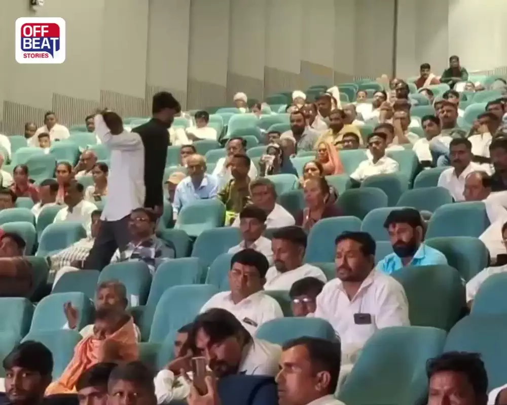 ગાંધીનગરમાં સરપંચ સંમેલન: 20 મુદ્દે સરકાર સમક્ષ રજૂઆત,16મા નાણાપંચની ગ્રાન્ટમાં 70:30ના પ્રમાણની માગ