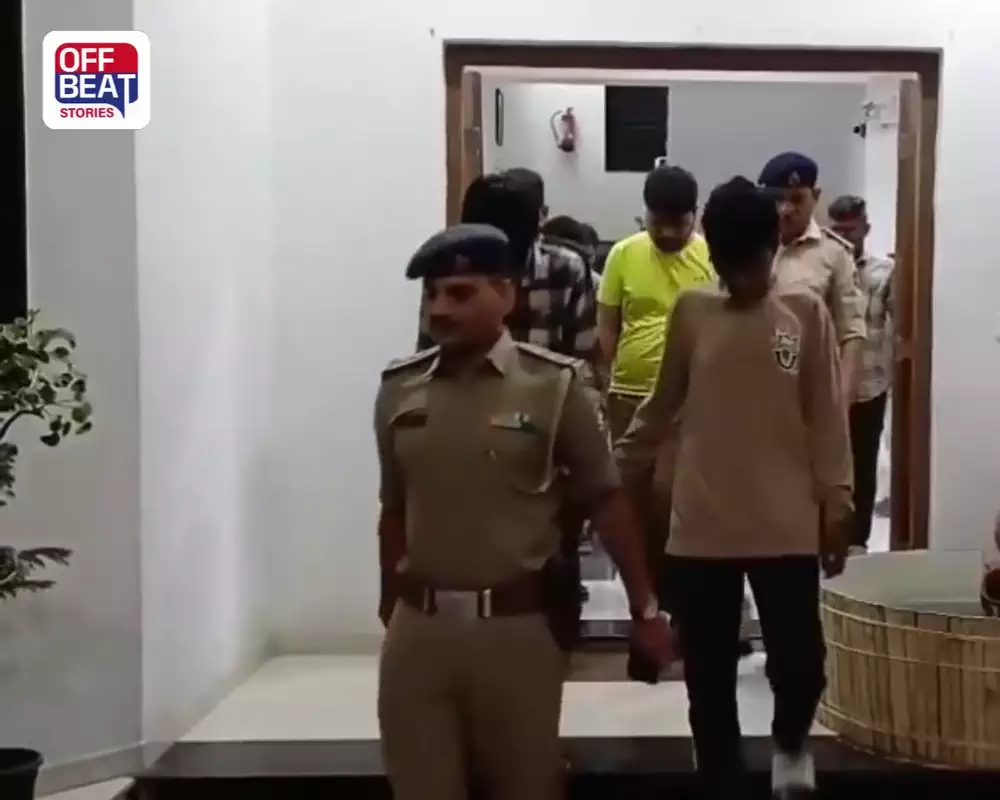 સ્ટેમિના વધારવાની દવાઓના નામે ખેલ!: ભાયાવદરમાં ગેરકાયદે કોલ સેન્ટરનો ભાંડો ફૂટ્યો, ખોટા ડૉક્ટર બની ગ્રાહકોને ફસાવ્યાનો આરોપ; 10 આરોપીઓ દબોચાયા