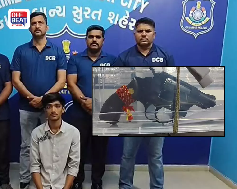 મિત્રોમાં વટ પાડવા જર્મન રિવોલ્વર લઈ ફરતો 19 વર્ષીય વિદ્યાર્થી ઝડપાયો: ભાઈબંધએ બંદૂક આપી હોવાનો આરોપ, સુરત ક્રાઈમ બ્રાન્ચની કાર્યવાહી